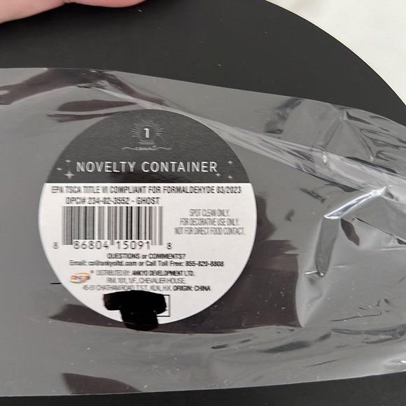 Target Bullseye 2023 - NWT - Ghost Glass Cloche Dome Container - Picture 8 of 8